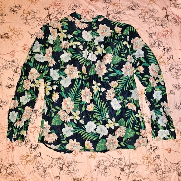 Old Navy Woman's Tropical Blouse Size Large - Picture 6 of 10